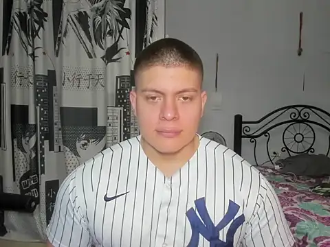 Snapshot of regan_jhonso chatting on 02-16-26, 08:16 regan jhonso online show from 02-16-26, 08:16