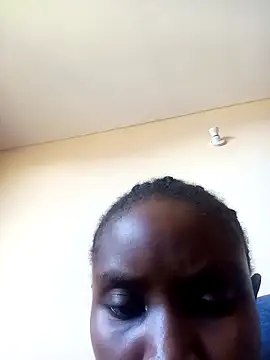 Snapshot of zainabsmile chatting on 05-12-26, 12:02 zainabsmile online show from 05-12-26, 12:02