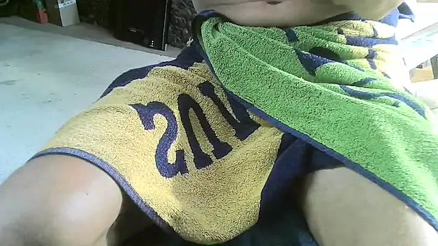 ewuich1 online show from 07-11-26, 03:37