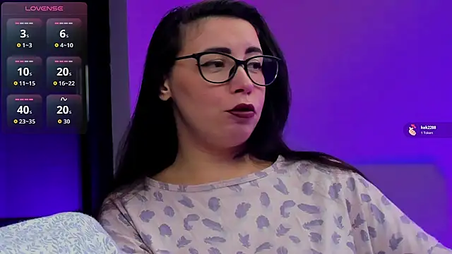 Snapshot of RitaSonnet chatting on 11-25-25, 11:43 RitaSonnet online show from 11-25-25, 11:43