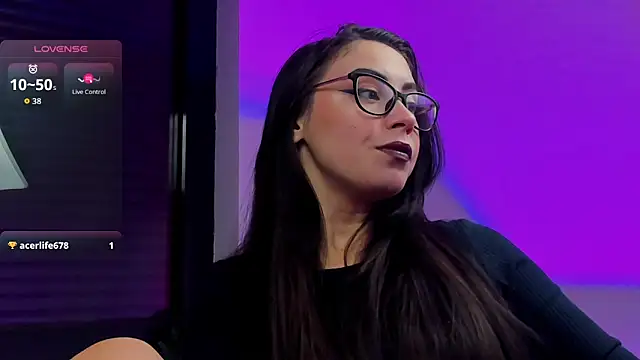 Snapshot of RitaSonnet chatting on 12-15-25, 10:52 RitaSonnet online show from 12-15-25, 10:52