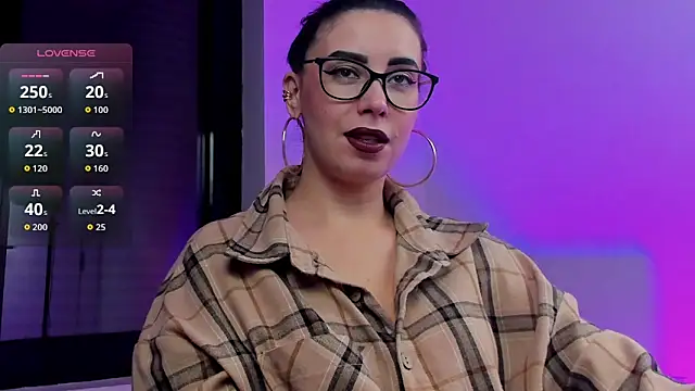 Snapshot of RitaSonnet chatting on 12-18-25, 10:43 RitaSonnet online show from 12-18-25, 10:43