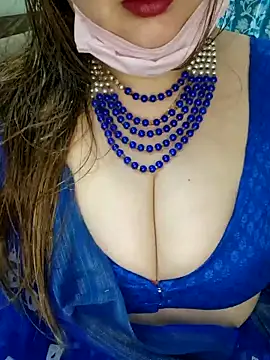Snapshot of Rupaleesexy chatting on 03-16-26, 05:06 Rupaleesexy online show from 03-16-26, 05:06