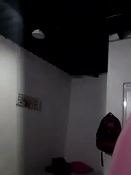 KarameloVzla online show from 01-17-26, 01:43