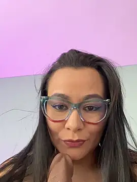 Snapshot of sharon_leone26 chatting on 03-15-26, 08:15 sharon leone26 online show from 03-15-26, 08:15