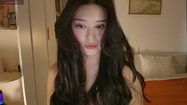 tenderlybaee online show from 11-06-25, 04:35