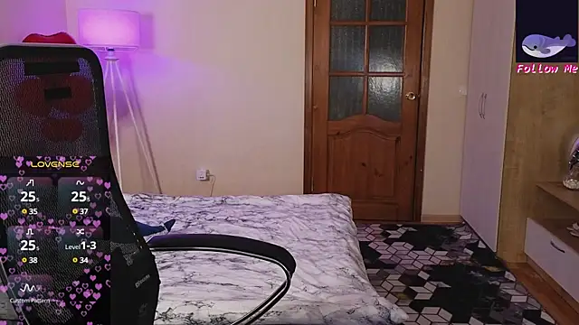 D0nna  online show from 03-22-25, 08:26