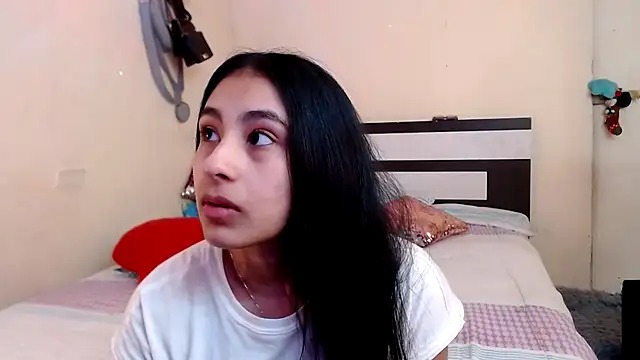 chika hellar online show from 03-18-26, 07:06