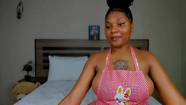 Snapshot of Renee-18 chatting on 12-19-24, 07:51 Renee-18 online show from 12-19-24, 07:51