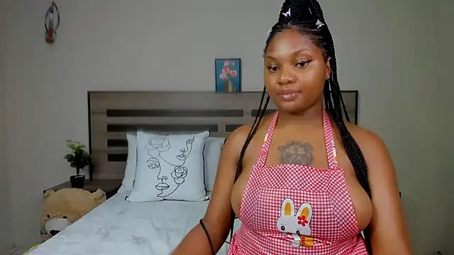 Snapshot of Renee-18 chatting on 01-13-25, 02:39 Renee-18 online show from 01-13-25, 02:39