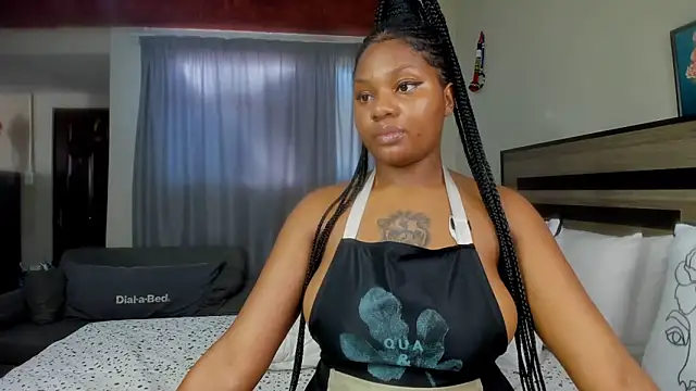 Snapshot of Renee-18 chatting on 01-21-25, 05:16 Renee-18 online show from 01-21-25, 05:16