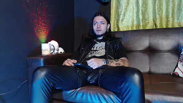 Dicaprioo  online show from 05-18-26, 02:29