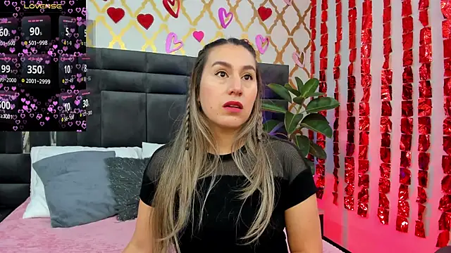 RubbyTaylor online show from 02-14-25, 02:33