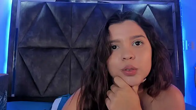 Elsalombardi  online show from 02-14-25, 06:19