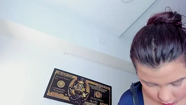 Elsalombardi  online show from 09-11-25, 12:16