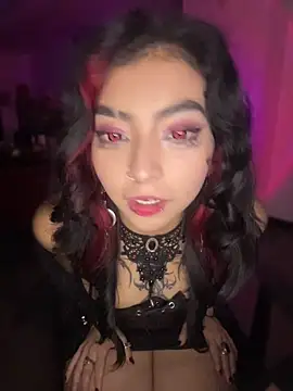 Snapshot of _Gothiccbitch_ chatting on 07-13-26, 06:38 Gothiccbitch online show from 07-13-26, 06:38