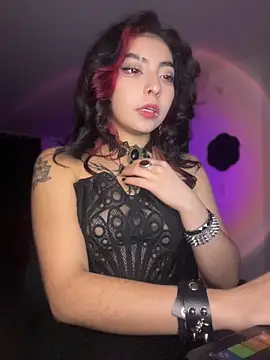 Snapshot of _Gothiccbitch_ chatting on 07-14-26, 04:28 Gothiccbitch online show from 07-14-26, 04:28