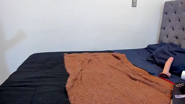 Snapshot of sexx_hunters chatting on 12-09-24, 10:52 sexx hunters online show from 12-09-24, 10:52