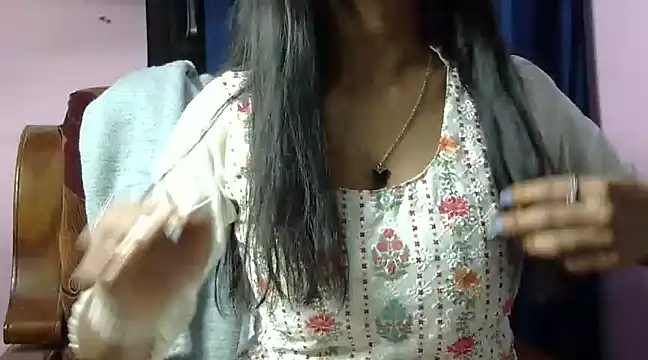 momo lov online show from 01-20-25, 05:37