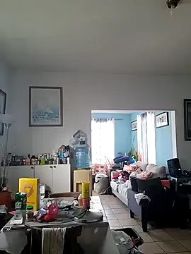 Snapshot of Dj-yefri-pauta chatting on 02-07-25, 04:24 Dj-yefri-pauta online show from 02-07-25, 04:24