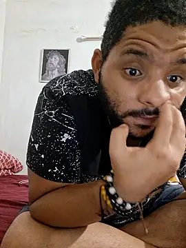 Snapshot of Dj-yefri-pauta chatting on 09-22-25, 10:34 Dj-yefri-pauta online show from 09-22-25, 10:34