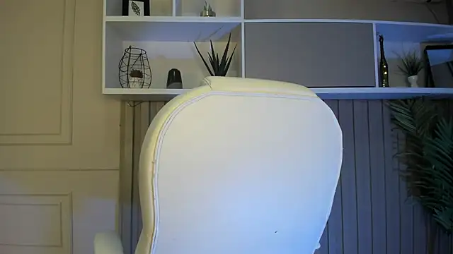 dahianthompson online show from 01-11-25, 04:06