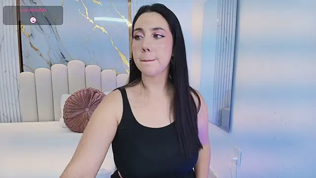 dahianthompson online show from 01-21-25, 04:21