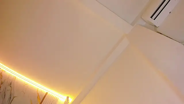 dahianthompson online show from 11-06-25, 08:32