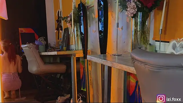 izi-fox online show from 11-22-25, 04:06