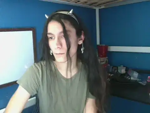 Snapshot of Flappywig chatting on 01-09-25, 06:38 Flappywig online show from 01-09-25, 06:38