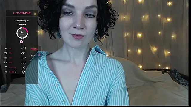 TinaWince online show from 12-19-24, 08:13