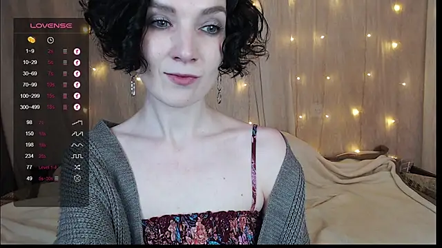 TinaWince online show from 01-10-25, 08:07