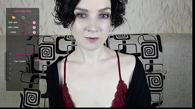 TinaWince online show from 03-01-25, 05:52