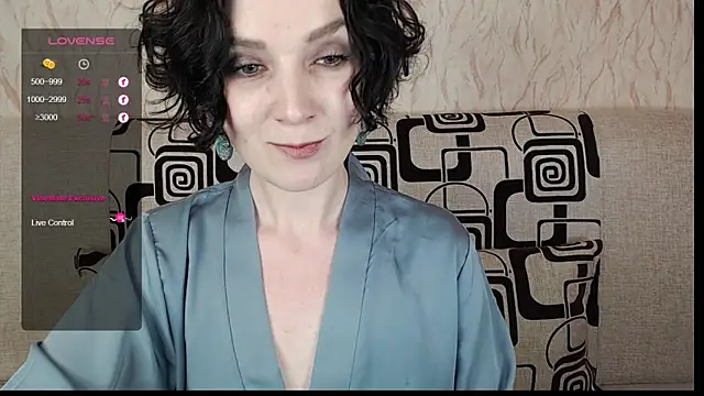 TinaWince online show from 03-22-25, 09:45