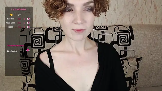 TinaWince online show from 10-05-25, 04:33