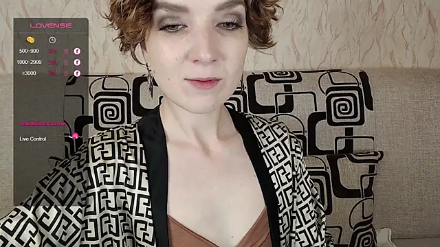 TinaWince online show from 10-11-25, 04:55