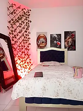 ARTHUR MINI online show from 10-04-25, 01:03