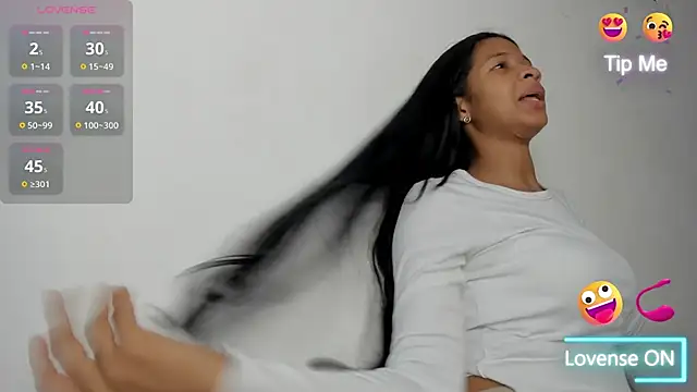 Snapshot of amaia_baez chatting on 11-04-25, 07:13 amaia baez online show from 11-04-25, 07:13