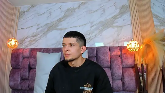 kendalltaylorr online show from 03-28-26, 03:06