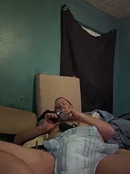 Snapshot of Diaperking916 chatting on 09-19-25, 03:19 Diaperking916 online show from 09-19-25, 03:19