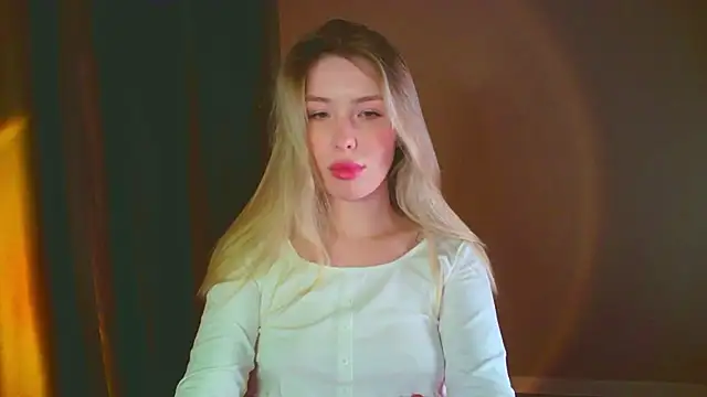 mia raspberrie online show from 12-14-24, 08:40