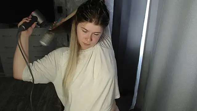 MelissaXKinky online show from 03-18-25, 09:42