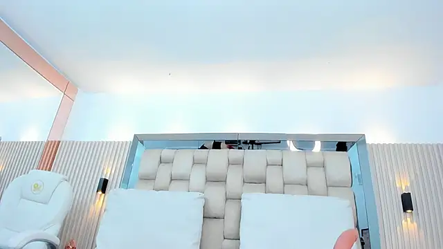 Dalia-Prada online show from 11-28-25, 11:18