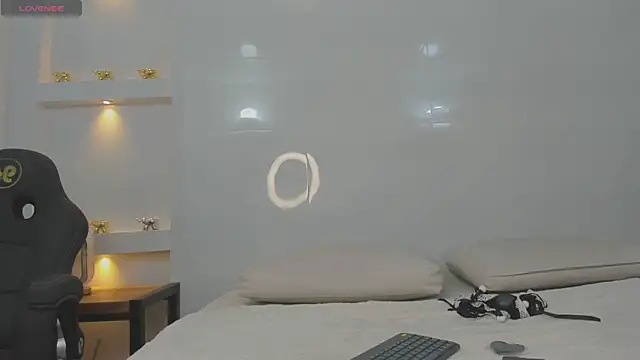 Dalia-Prada online show from 04-06-26, 05:30