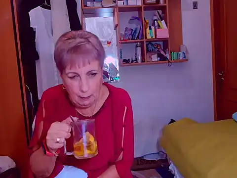 Snapshot of Victoria5643 chatting on 12-05-24, 06:22 Victoria5643 online show from 12-05-24, 06:22