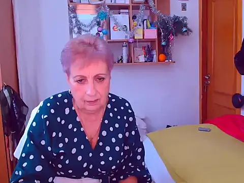 Snapshot of Victoria5643 chatting on 12-29-24, 09:28 Victoria5643 online show from 12-29-24, 09:28