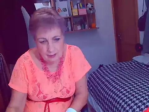 Snapshot of Victoria5643 chatting on 01-22-25, 08:17 Victoria5643 online show from 01-22-25, 08:17