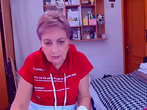 Snapshot of Victoria5643 chatting on 01-25-25, 07:38 Victoria5643 online show from 01-25-25, 07:38