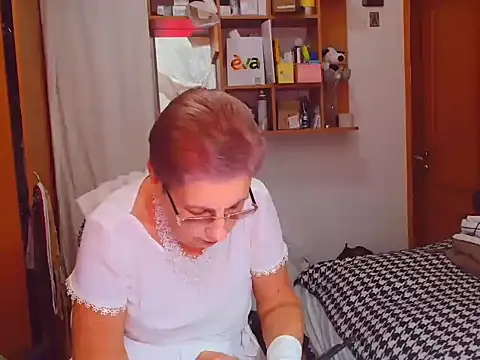 Snapshot of Victoria5643 chatting on 01-25-25, 09:14 Victoria5643 online show from 01-25-25, 09:14