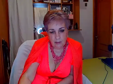 Snapshot of Victoria5643 chatting on 03-06-25, 08:48 Victoria5643 online show from 03-06-25, 08:48